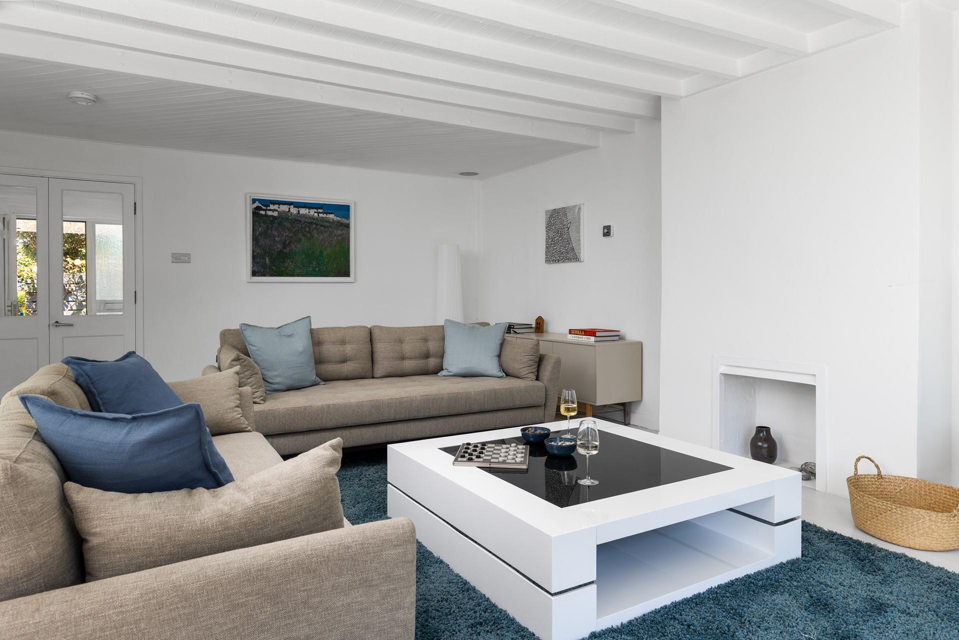 You'll find ample space for all the family to relax.