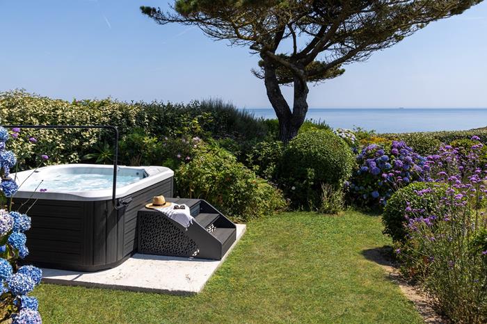 Anchor Watch, Sleeps 6 in Porthcurno