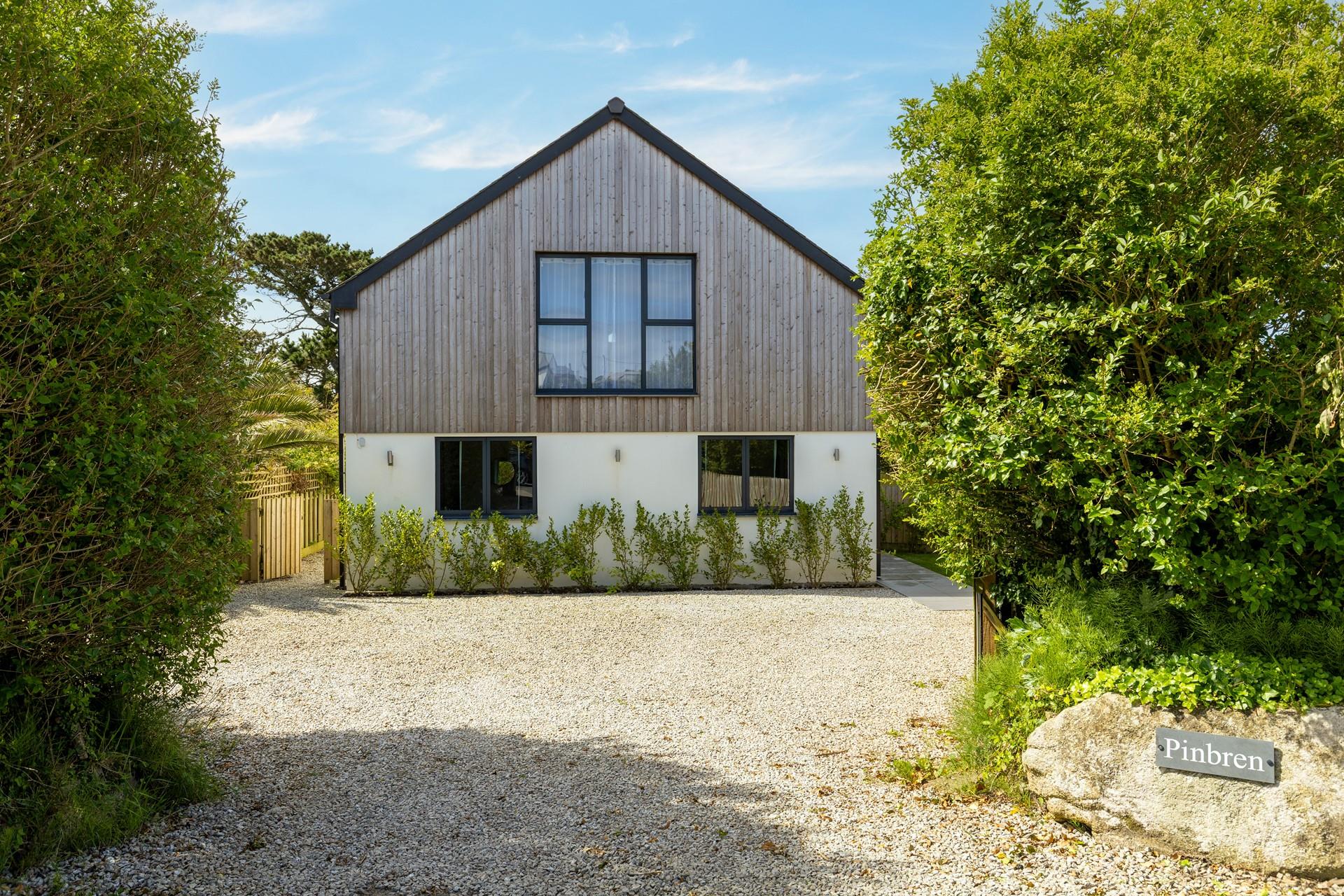 Tucked away in a rural idyll, Pinbren translates as Pine Tree!