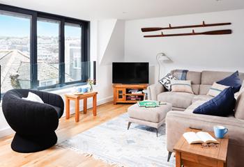 Get front row seats to the bustling harbourside from the comfort of the sofa!
