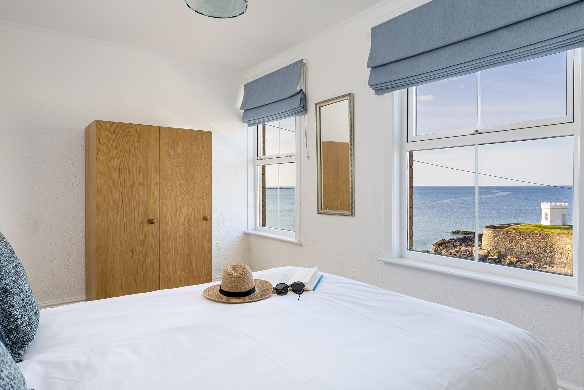 Wake up to sea views from the moment you open your eyes.