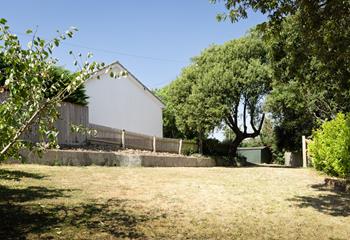 The wraparound garden gives you plenty of space for fun and games with all the family. 