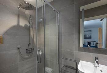 Start your day with an invigorating rinse in the rainfall shower!