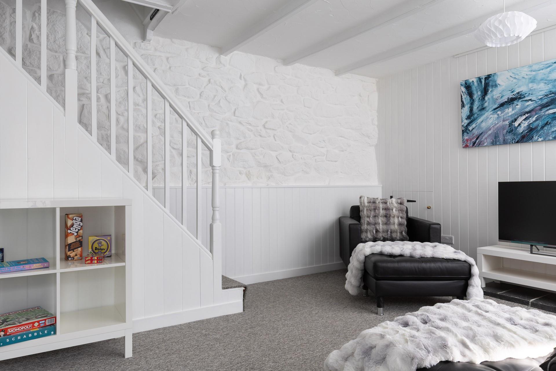 Traditional cottage features are blended with simple, yet stylish interiors.