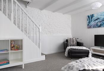 Traditional cottage features are blended with simple, yet stylish interiors.