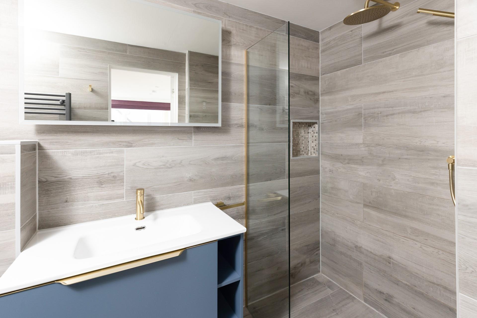 Step into the walk-in shower and rinse the salt off your skin. 