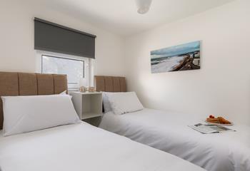 The zip-and-link beds in bedroom 2 ensure everyone will have a peaceful nights sleep. 